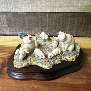 Lowell Davis "Hog Heaven" Figurine Pigs Border Fine Arts Schmid